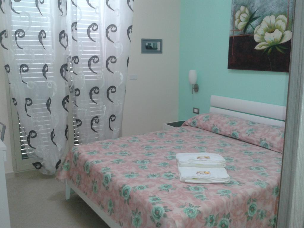 Suliccenti B&B Marzamemi Ruang foto
